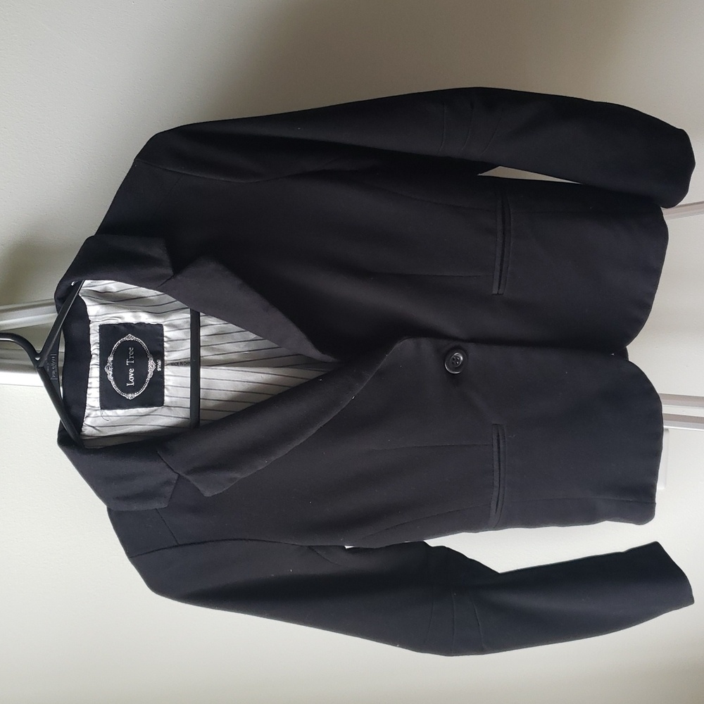 Love Tree Classic Black Blazer